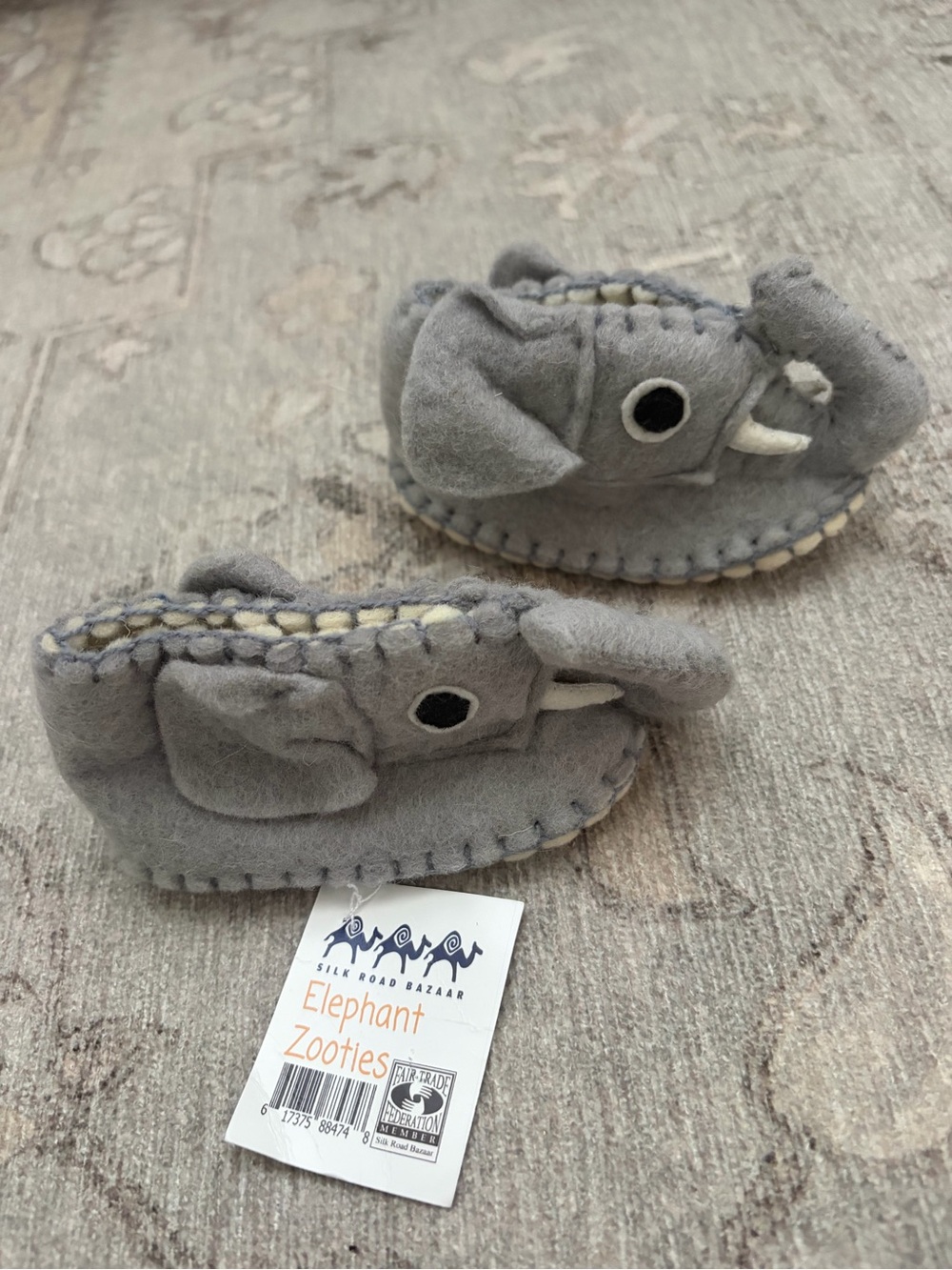 🐘Elephant Baby Zooties - Gray infant booties 0-12 months